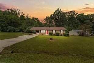 1001 Meadowood Dr, Ramseur, NC 27316 - Photo 28