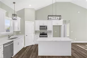 1923 South Ave, Eden, NC 27288 - Photo 16