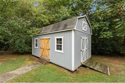 4207 Fox Street, Randleman, NC 27317 - Photo 28