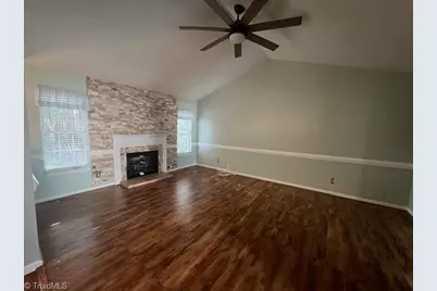 2707 Blockhouse Court, Jamestown, NC 27282 - Photo 4