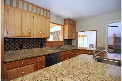 4611 E Perquimans Road, Greensboro, NC 27407 - Photo 18