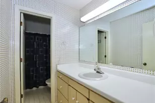 4611 E Perquimans Rd, Greensboro, NC 27407 - Photo 32