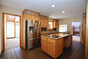 4611 E Perquimans Rd, Greensboro, NC 27407 - Photo 16