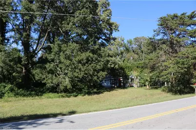 2058 Bishop Road, Greensboro, NC 27406 - Photo 12