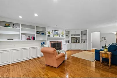 1109 Westridge Road, Greensboro, NC 27410 - Photo 4