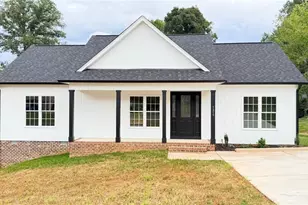 7219 Wanda Vis Ln, Pfafftown, NC 27040 - Photo 1