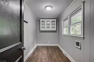 911 Old Liberty Rd, Asheboro, NC 27203 - Photo 18