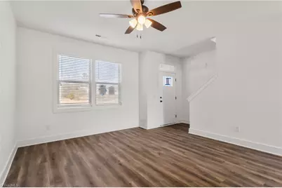 105 Indian Wells Court, Harmony, NC 28634 - Photo 2