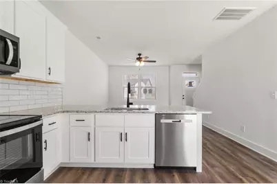 105 Indian Wells Court, Harmony, NC 28634 - Photo 8