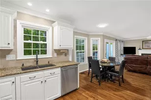 18 Creekstone Ct, Greensboro, NC 27407 - Photo 12