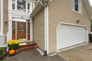 18 Creekstone Ct, Greensboro, NC 27407 - Photo 4