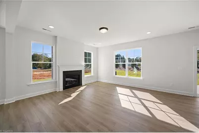 924 Star Gate Drive, Kernersville, NC 27284 - Photo 10