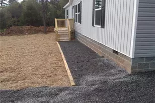 516 Lake Mullis Rd, Harmony, NC 28634 - Photo 8