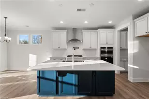 1078 Brockton Dr, Mebane, NC 27302 - Photo 8