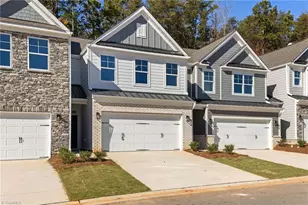 5123 Maple Blossom Trl, Greensboro, NC 27455 - Photo 2