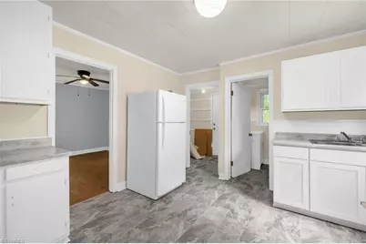 905 Mint Avenue, High Point, NC 27260 - Photo 10