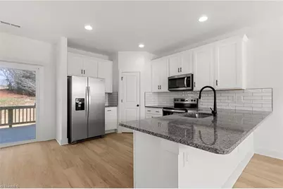 106 Indian Wells Court, Harmony, NC 28634 - Photo 6