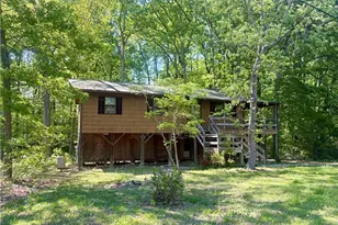 217 Lakeview Drive E, Thomasville, NC 27360 - Photo 2