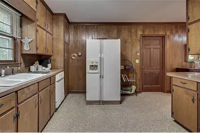 2087 Old Lexington Road, Asheboro, NC 27205 - Photo 18