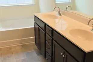 3520 Wilcox Ct, Greensboro, NC 27405 - Photo 6