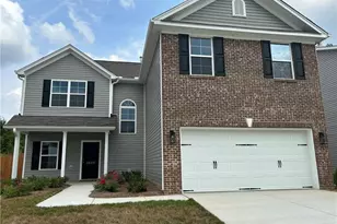 3520 Wilcox Ct, Greensboro, NC 27405 - Photo 2