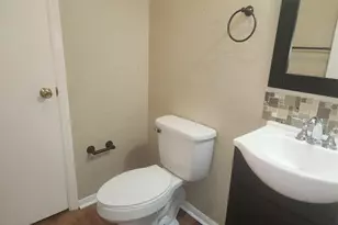 3878 Pembrooke Rd, Winston-Salem, NC 27106 - Photo 6