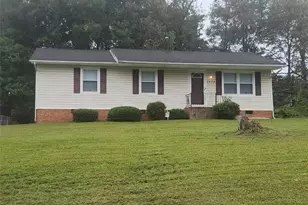 3878 Pembrooke Rd, Winston-Salem, NC 27106 - Photo 1