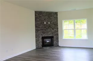 3522 Wilcox Ct, Greensboro, NC 27405 - Photo 4