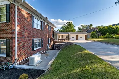 300 Edgedale Drive, High Point, NC 27262 - Photo 44