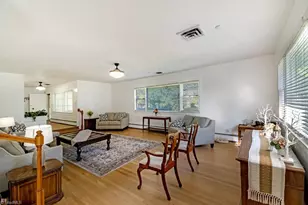 300 Edgedale Dr, High Point, NC 27262 - Photo 12