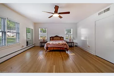 300 Edgedale Drive, High Point, NC 27262 - Photo 28