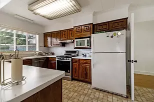 300 Edgedale Dr, High Point, NC 27262 - Photo 18