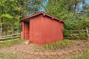 207 Forest Dr, Graham, NC 27253 - Photo 32