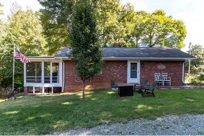 118 Rock Harbor Drive, Lexington, NC 27292 - Photo 2