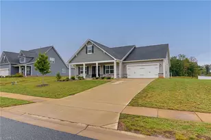 8663 Stone Valley Dr, Clemmons, NC 27012 - Photo 2