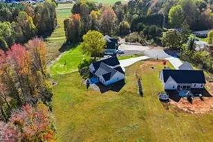 7900 Pate Dr, Oak Ridge, NC 27310 - Photo 4