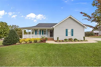 1629 Alyece Court, Burlington, NC 27215 - Photo 2