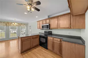 1629 Alyece Ct, Burlington, NC 27215 - Photo 10