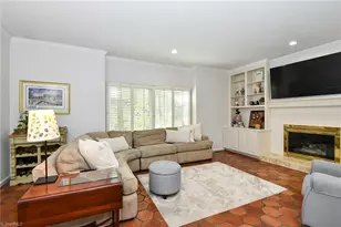 6204 Muirfield Dr, Greensboro, NC 27410 - Photo 6