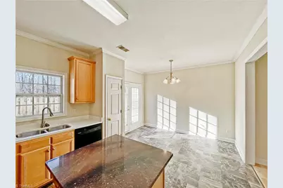 4445 Baylor Street, Greensboro, NC 27455 - Photo 4