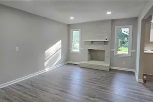 1746 Stoneybrook Dr, High Point, NC 27265 - Photo 8