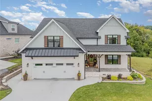 4304 Griffins Gate Ln, Greensboro, NC 27407 - Photo 2