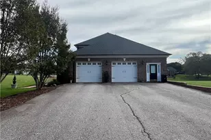 113 Lakeview Dr, State Road, NC 28621 - Photo 6