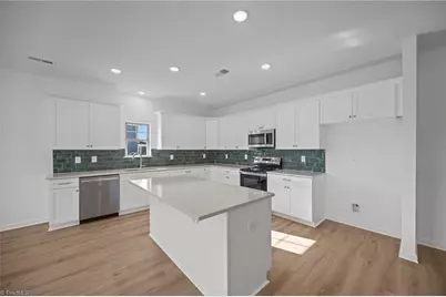 6905 Steeplegate Drive, Burlington, NC 27215 - Photo 12