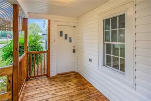 26 Harrington Ave, Lexington, NC 27292 - Photo 2