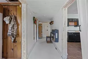 425 E Sprague St, Winston-Salem, NC 27127 - Photo 10