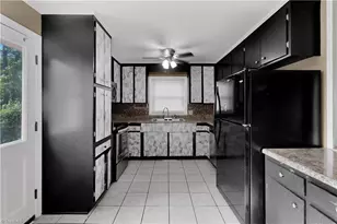 2503 Lane Rd, Greensboro, NC 27408 - Photo 6