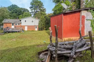 2503 Lane Rd, Greensboro, NC 27408 - Photo 18