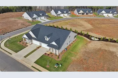 303 Beeson Court, Clemmons, NC 27012 - Photo 4