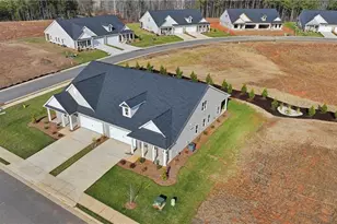 303 Beeson Ct, Clemmons, NC 27012 - Photo 4